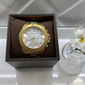 Authentic Michael Kors Unisex Watch